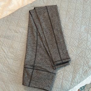 Victoria’s Secret 7/8 length gray marled leggings